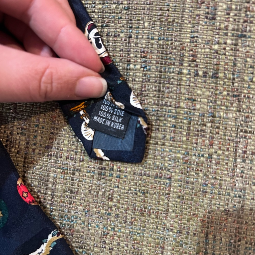 Mickey Mouse Patterned Tie - image 3